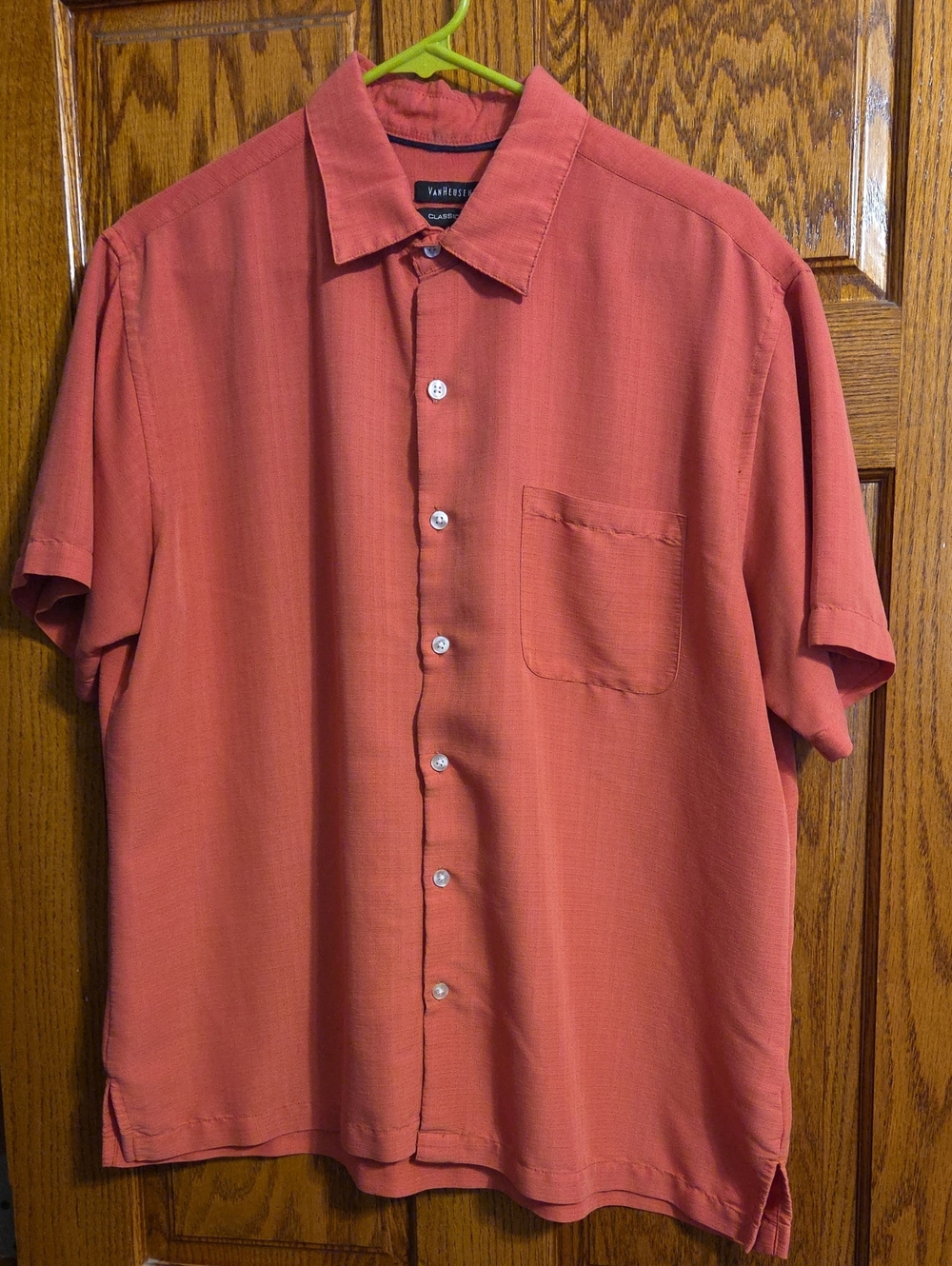 Van Heusen Men’s Short-Sleeve Button-Down Shirt — Coral Red